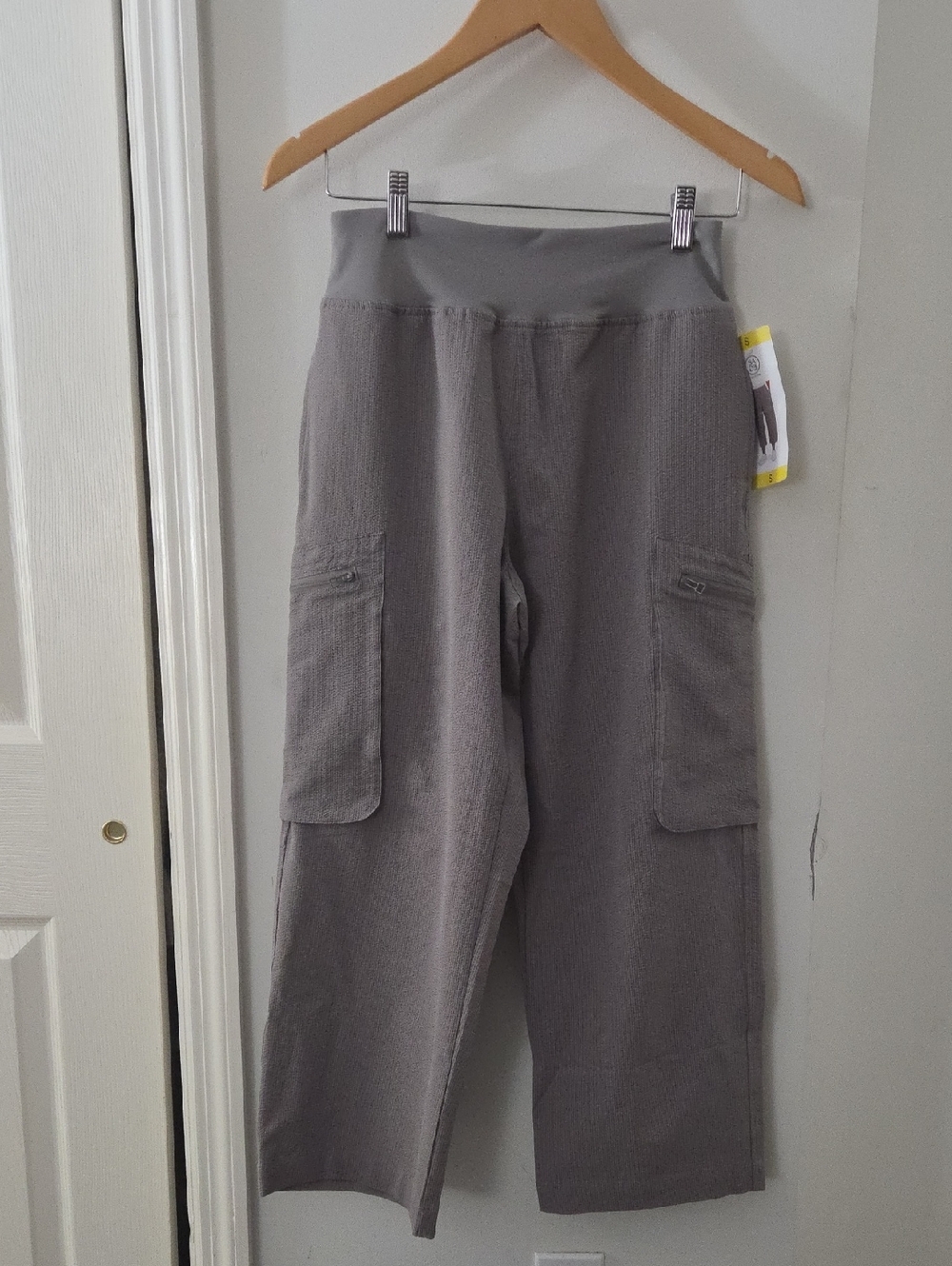 Sage Collective Gray Lightweight Cropped Wide Leg Cargo Pant Size Small NWT